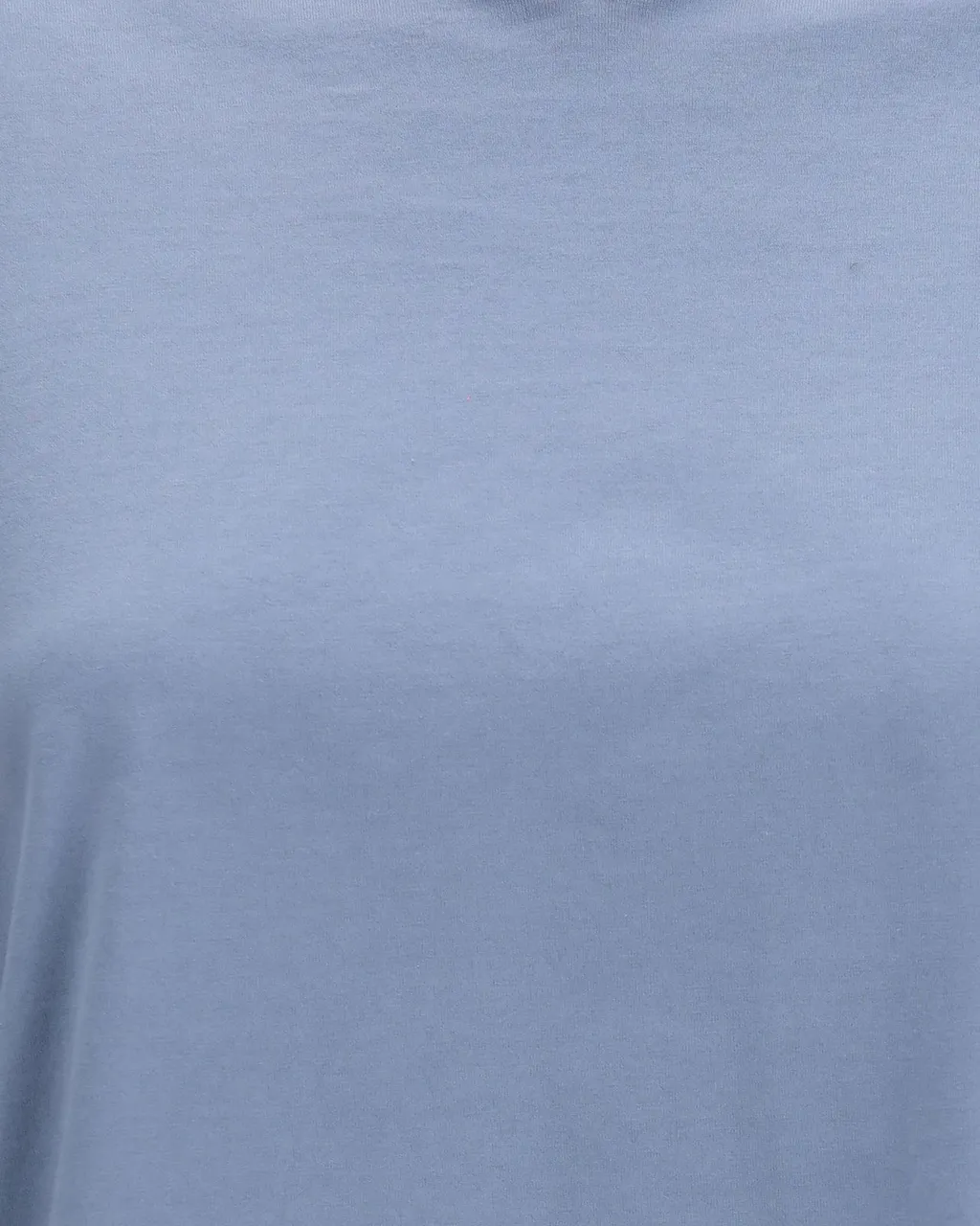 Rier Relaxed V-Neck T-Shirt