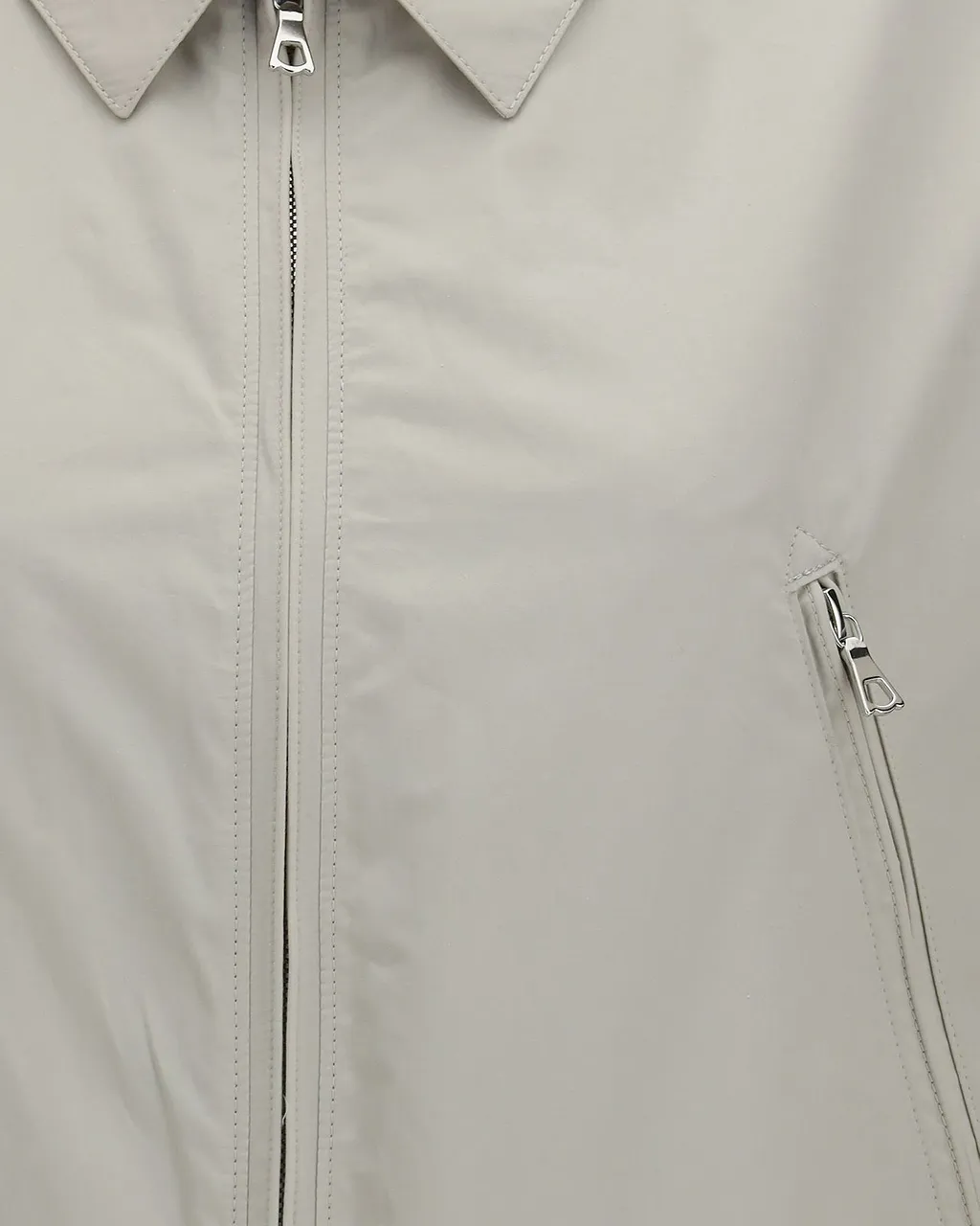 Rier Zip-Up Long-Sleeved Jacket