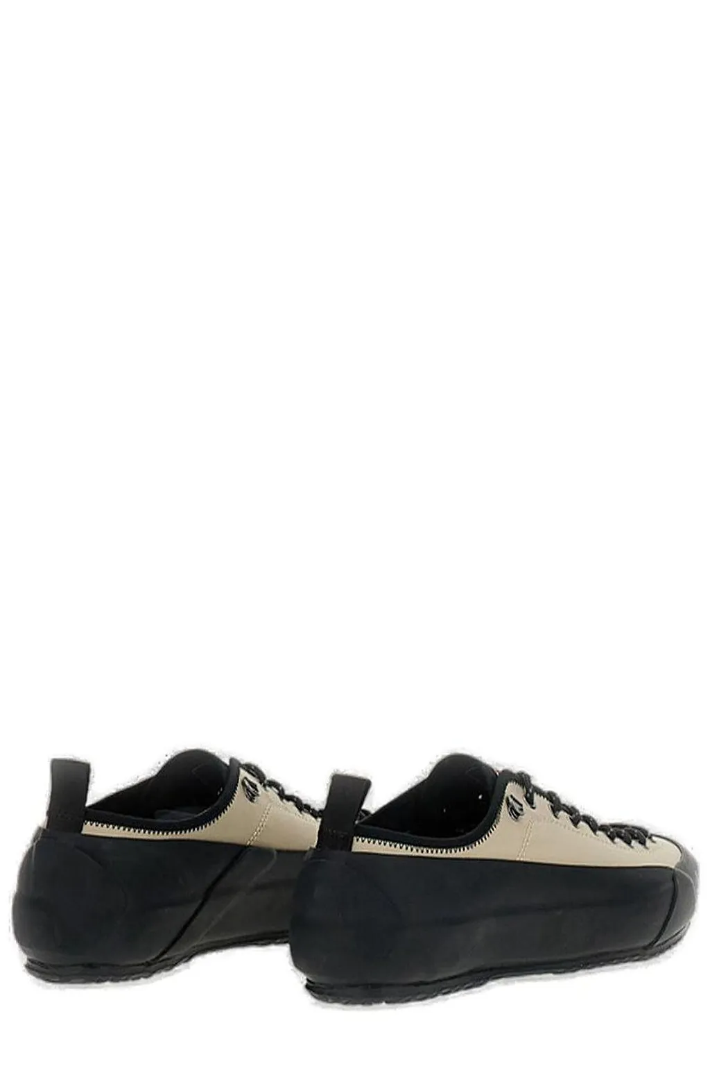 Roa Tuff Lace-Up Low-Top Sneakers
