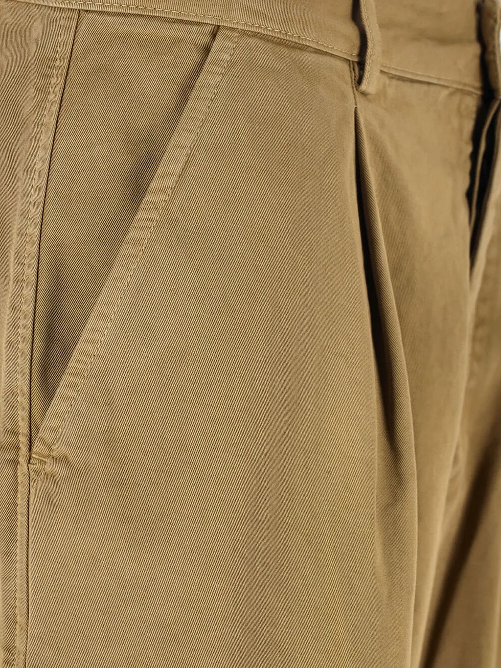 Roy Roger's Pleated Straight-Leg Pants