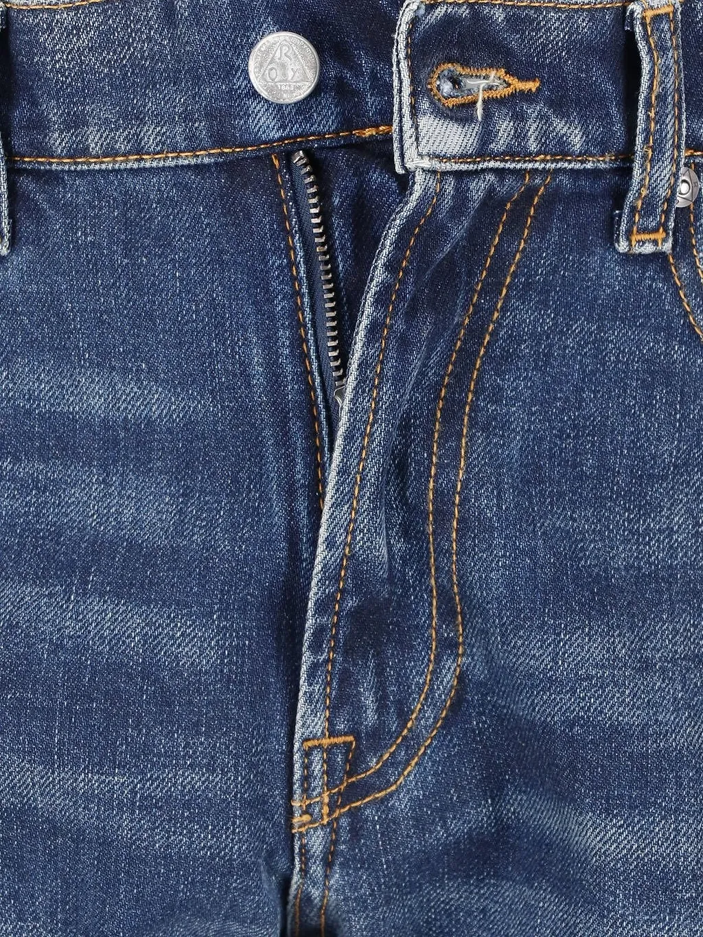 Roy Roger's Regular Straight-Leg Jeans