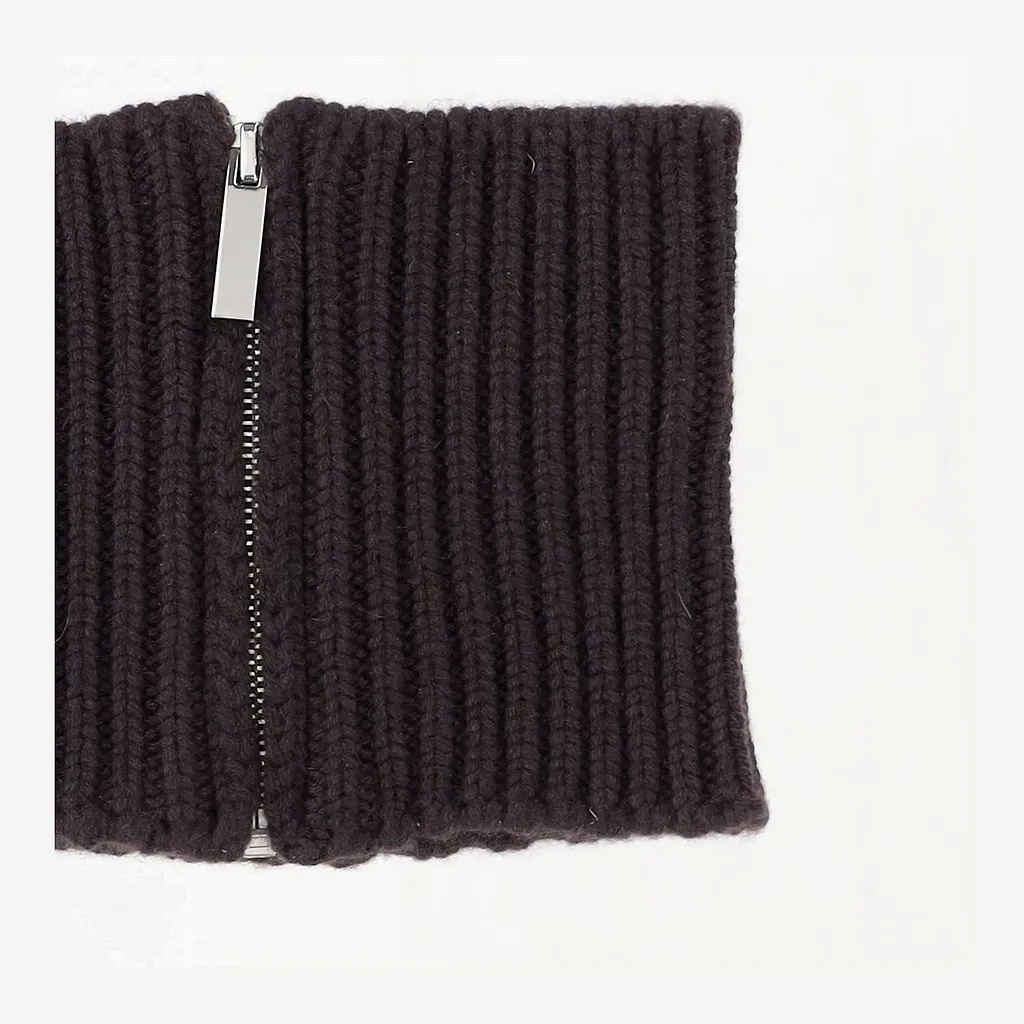 Ribbed Zip Neck Warmer