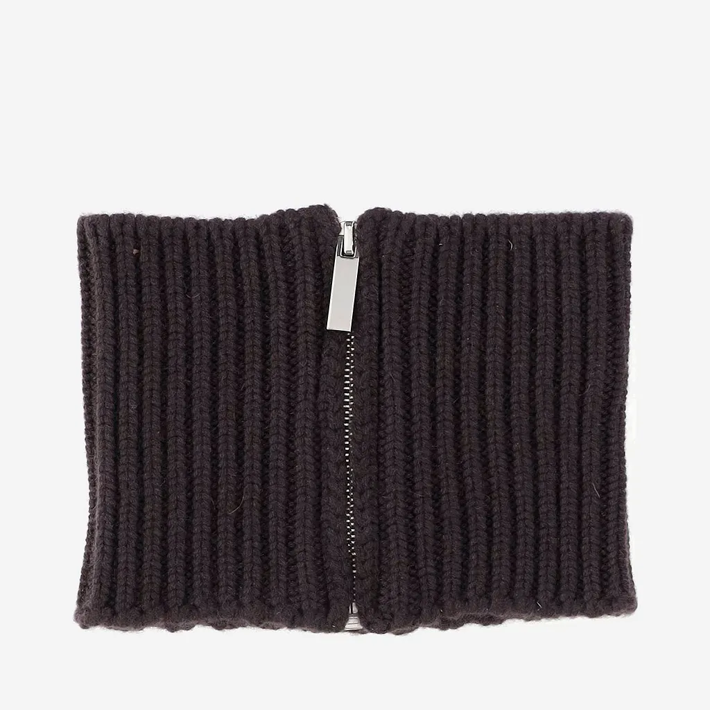 Ribbed Zip Neck Warmer