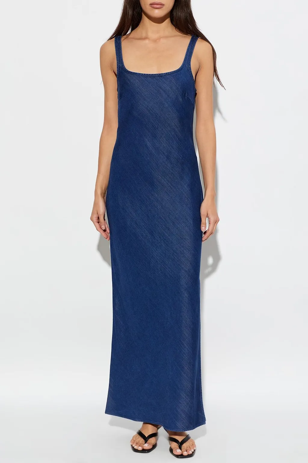 Sasunna Scoop-Neck Maxi Dress