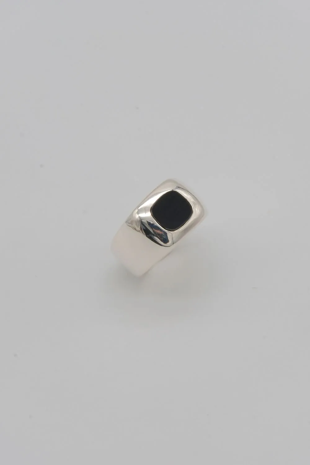 Bijoux Signet Ring