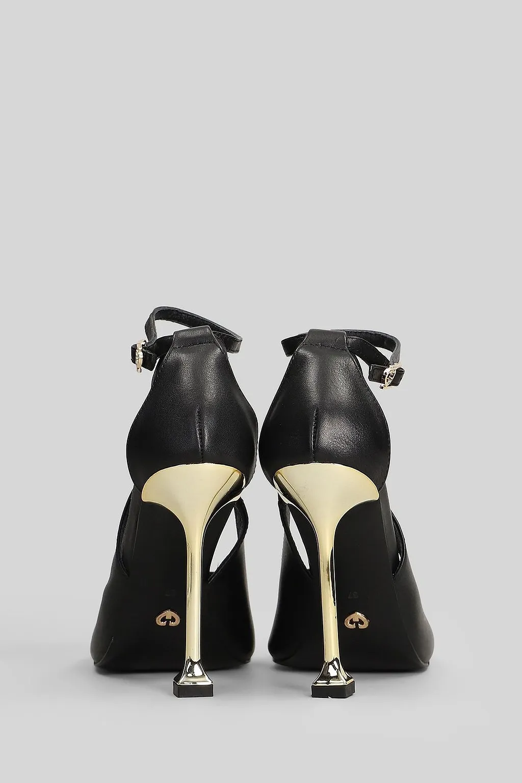 Falaf Round-Toe Pumps