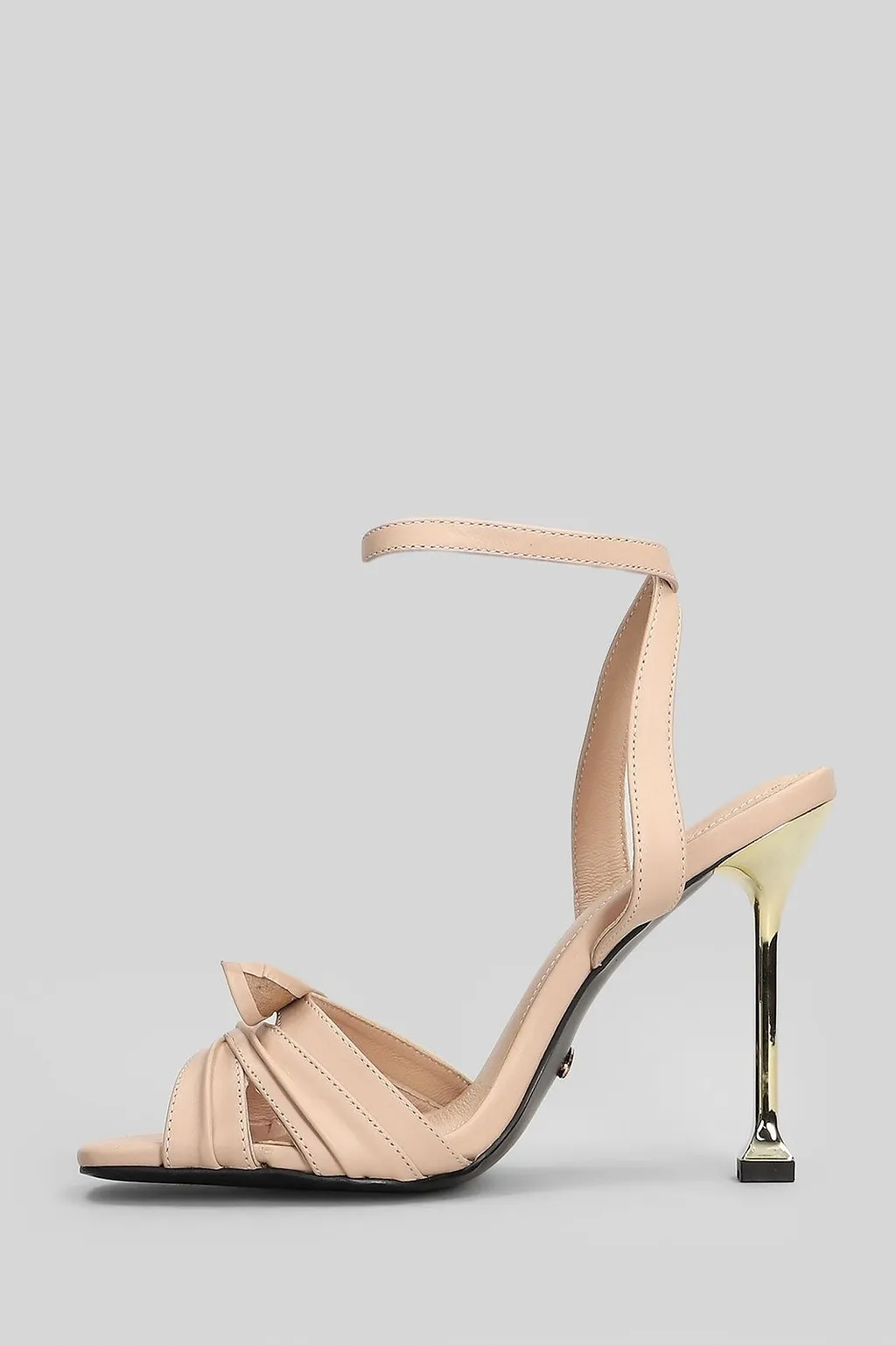 Naisa Ankle-Strap Sandals