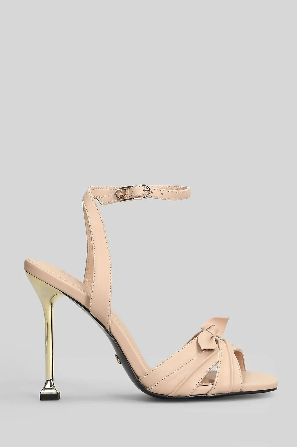 Naisa Ankle-Strap Sandals