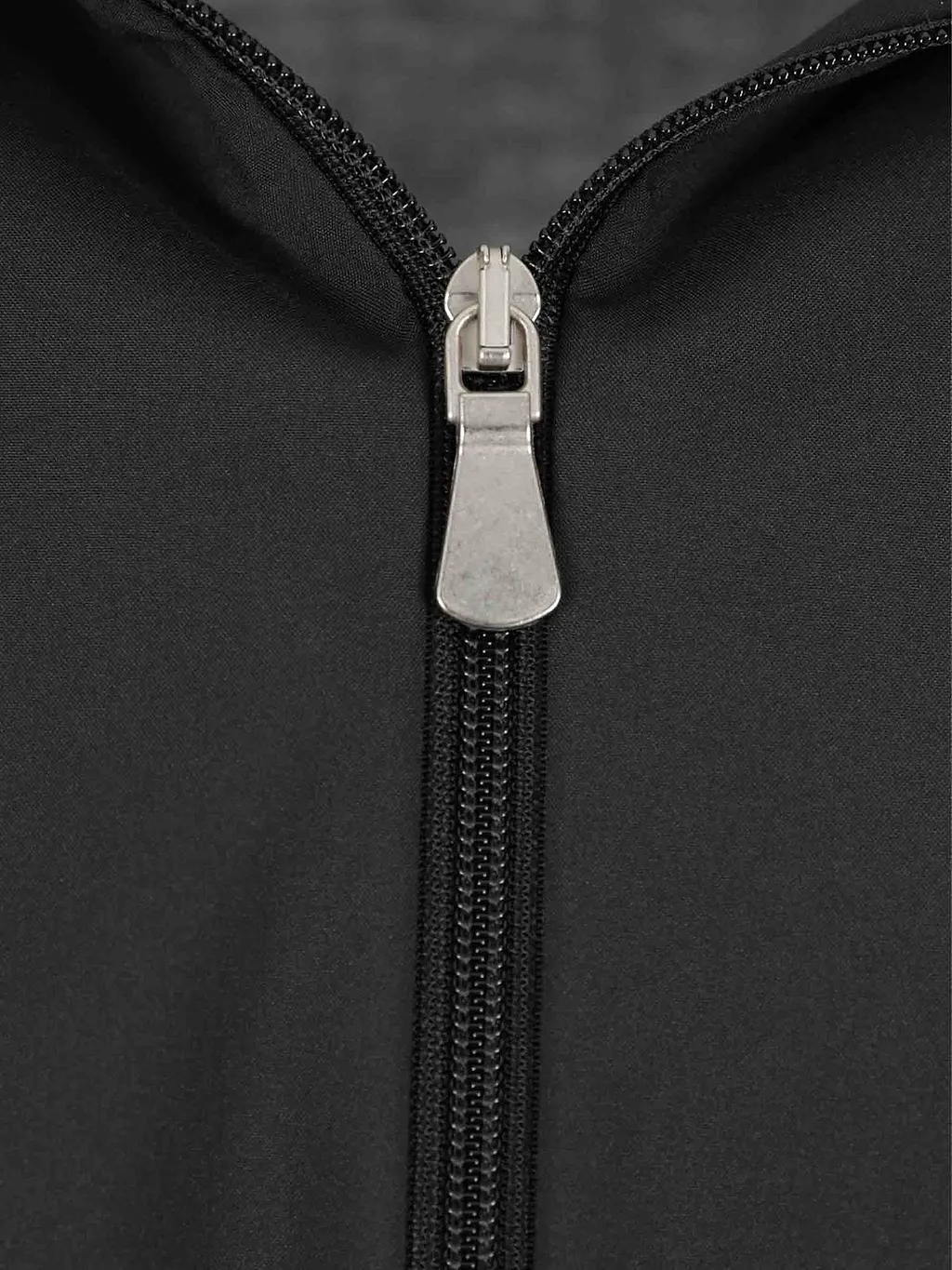 Gran Sasso Zipped Hooded Jacket