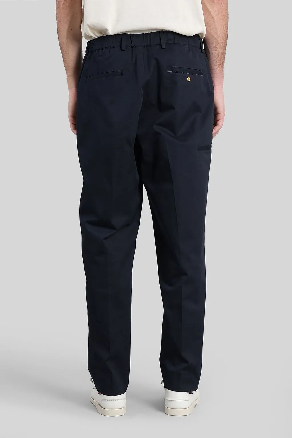 Grayed Diky Pleated Trousers