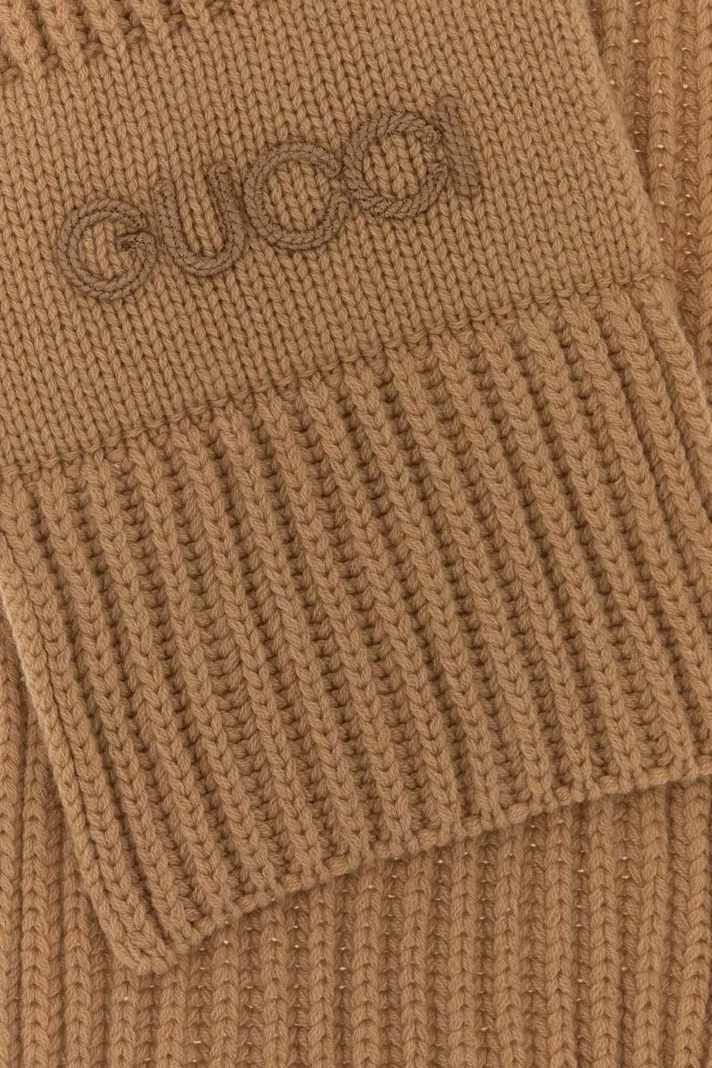 Gucci Logo Detailed Cable Knit Scarf