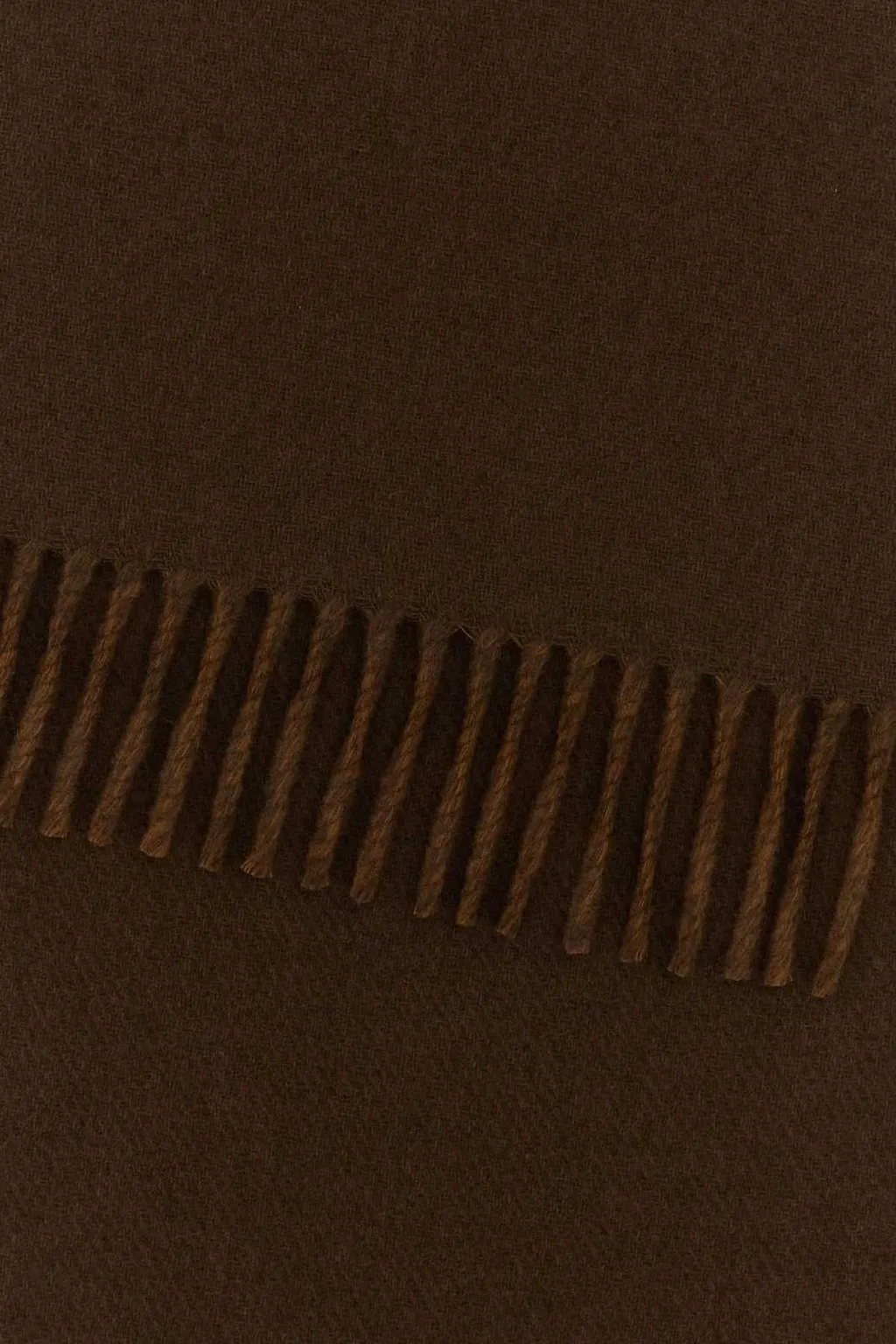 Gucci Gucciparf Logo Fringed Scarf