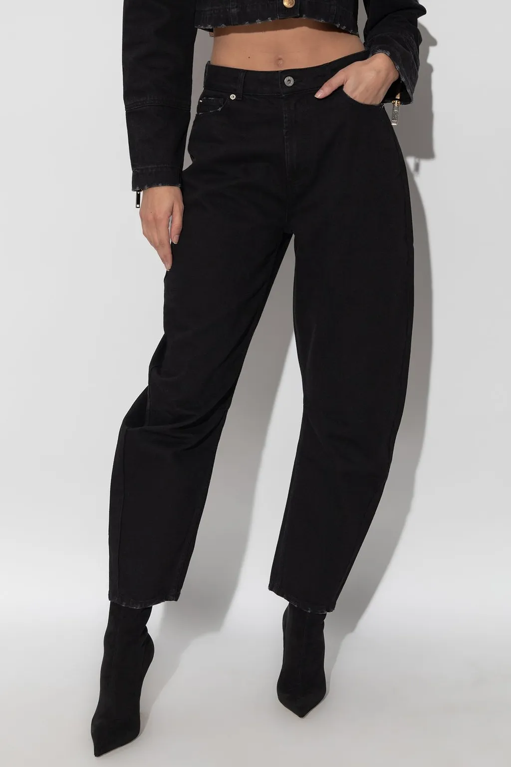 Halfboy Relaxed Fit Tapered Jeans