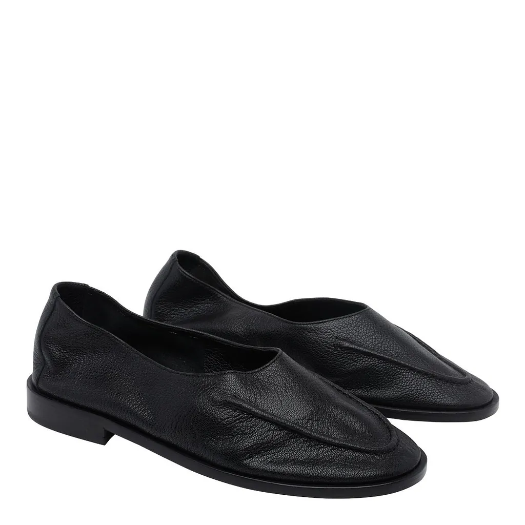 Hereu Juliol Round-Toe Flat Shoes