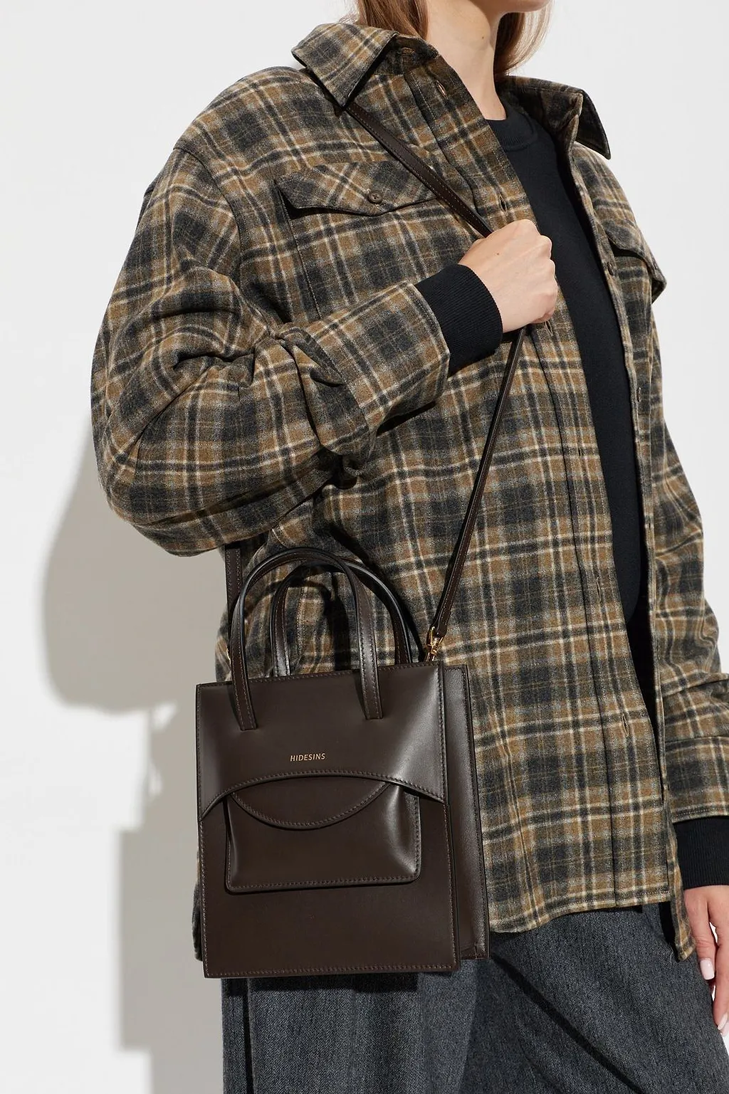 Pocket Medium Tote Bag