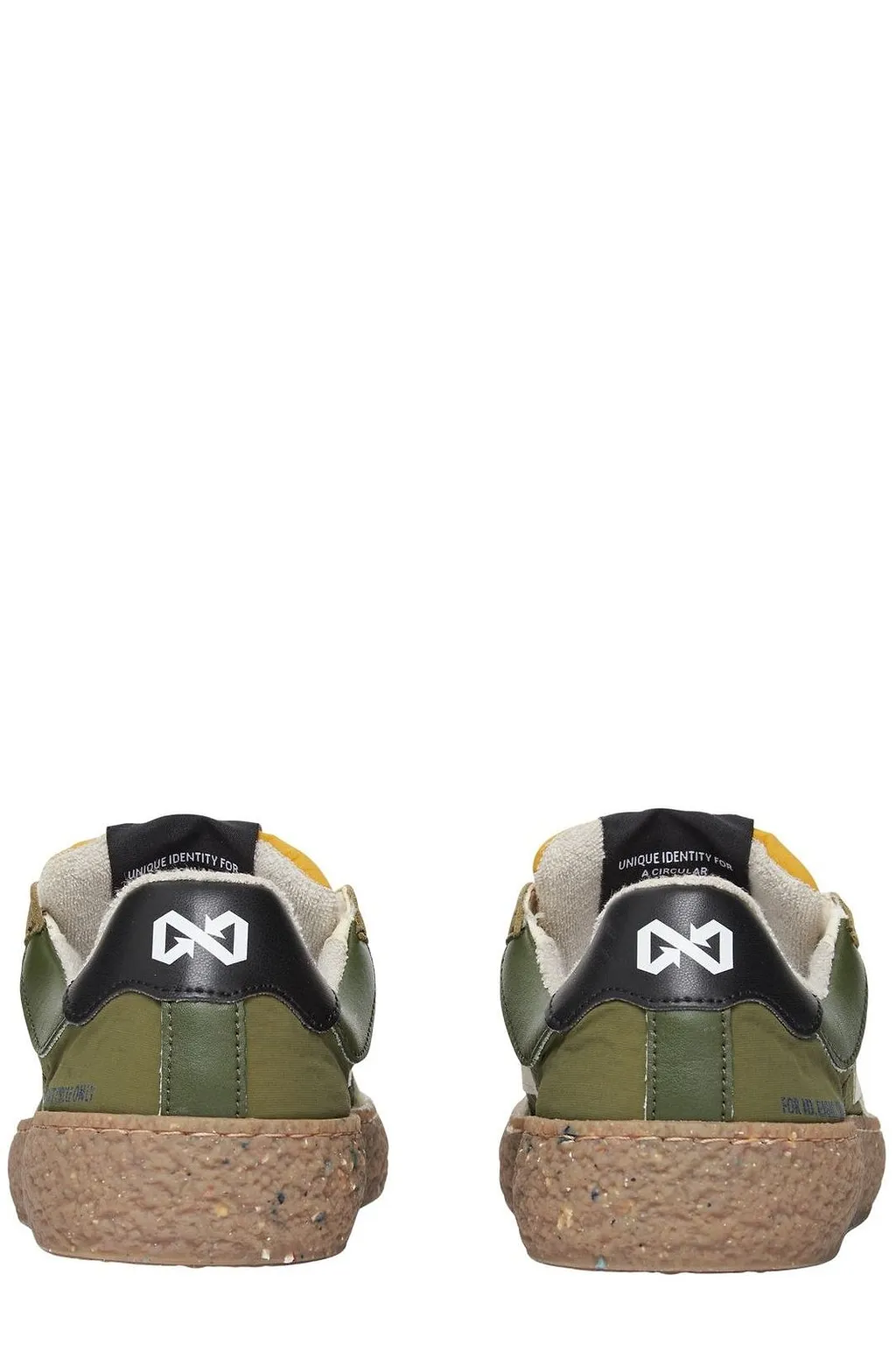 Id.Eight Uri Low-Top Sneakers