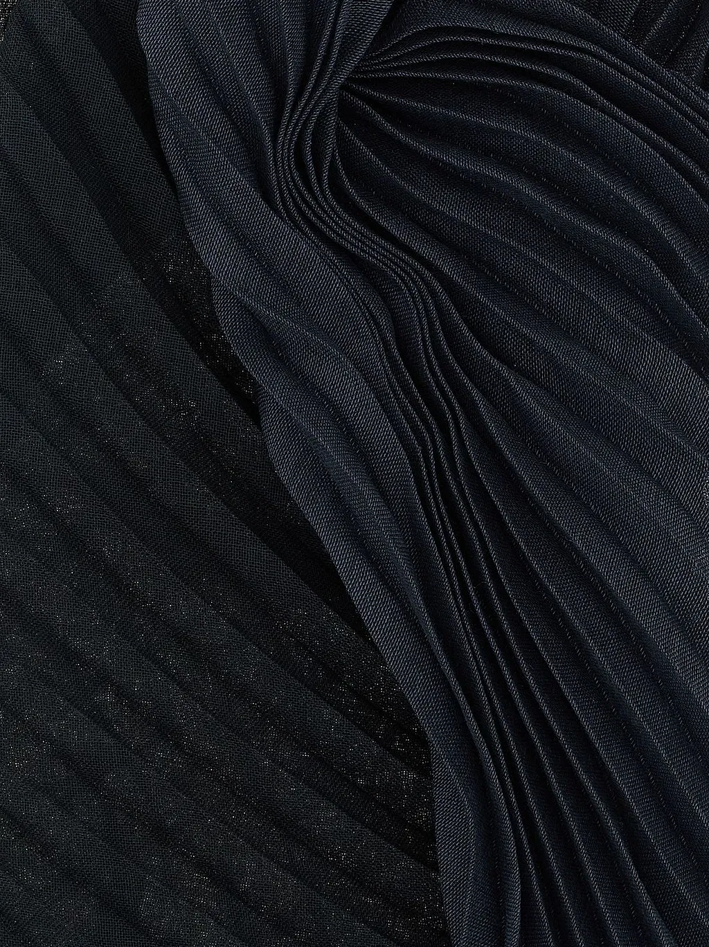 Issey Miyake Gradation Pleated Fringed Scarf