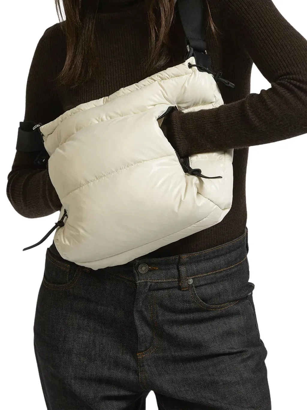 Meribel Arc Quilted Shoulder Bag