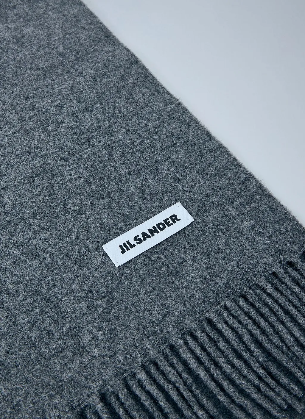 Jil Sander Fringed Logo-Patch Scarf