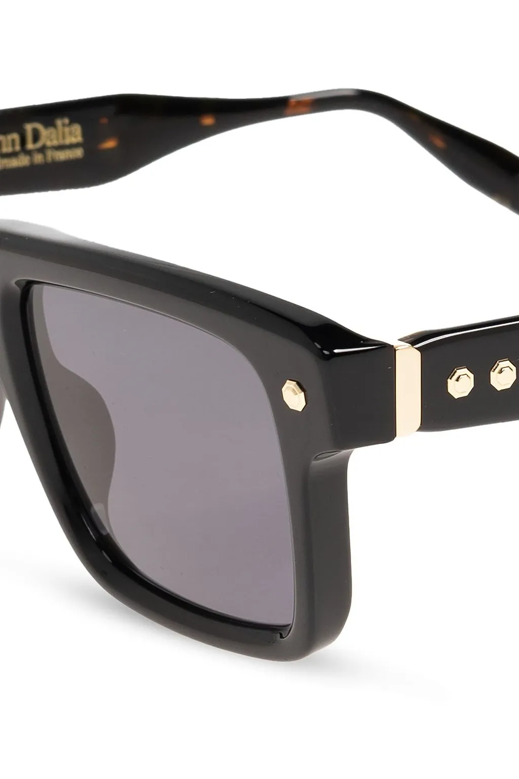 P 18 Rectangular Sunglasses