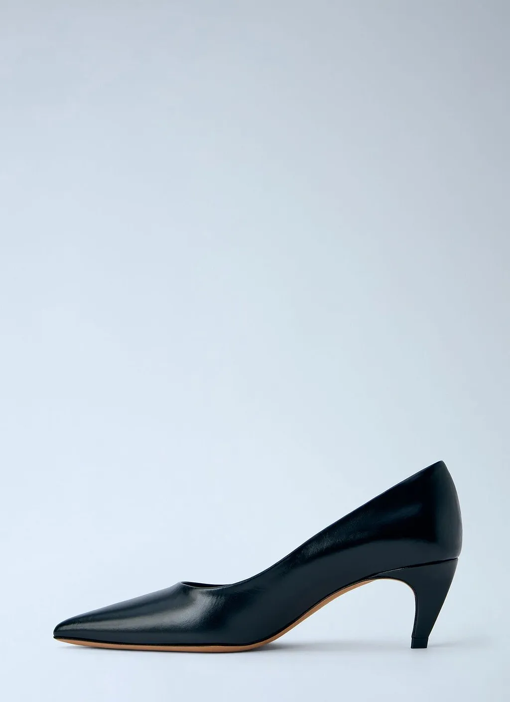 Jude Blade Pointed Low Heel Pumps