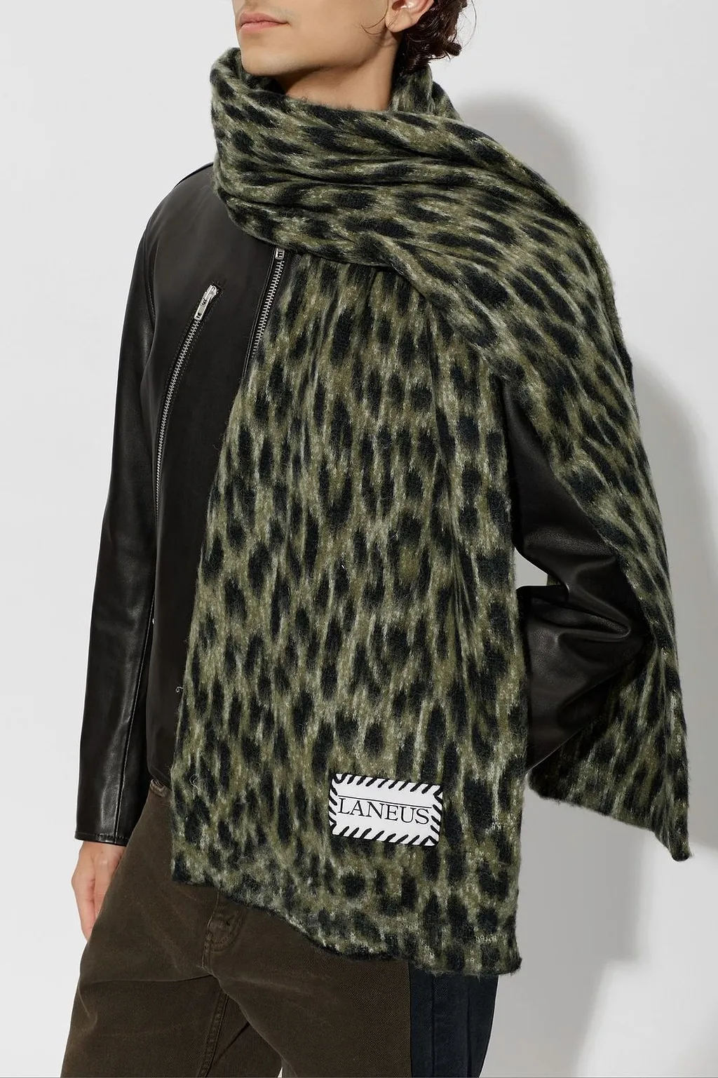 Laneus Animal-Jacquard Scarf