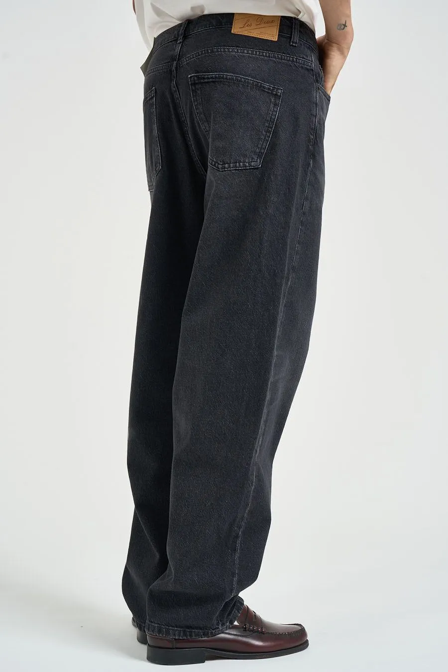 Les Deux Relaxed Straight-Leg Jeans