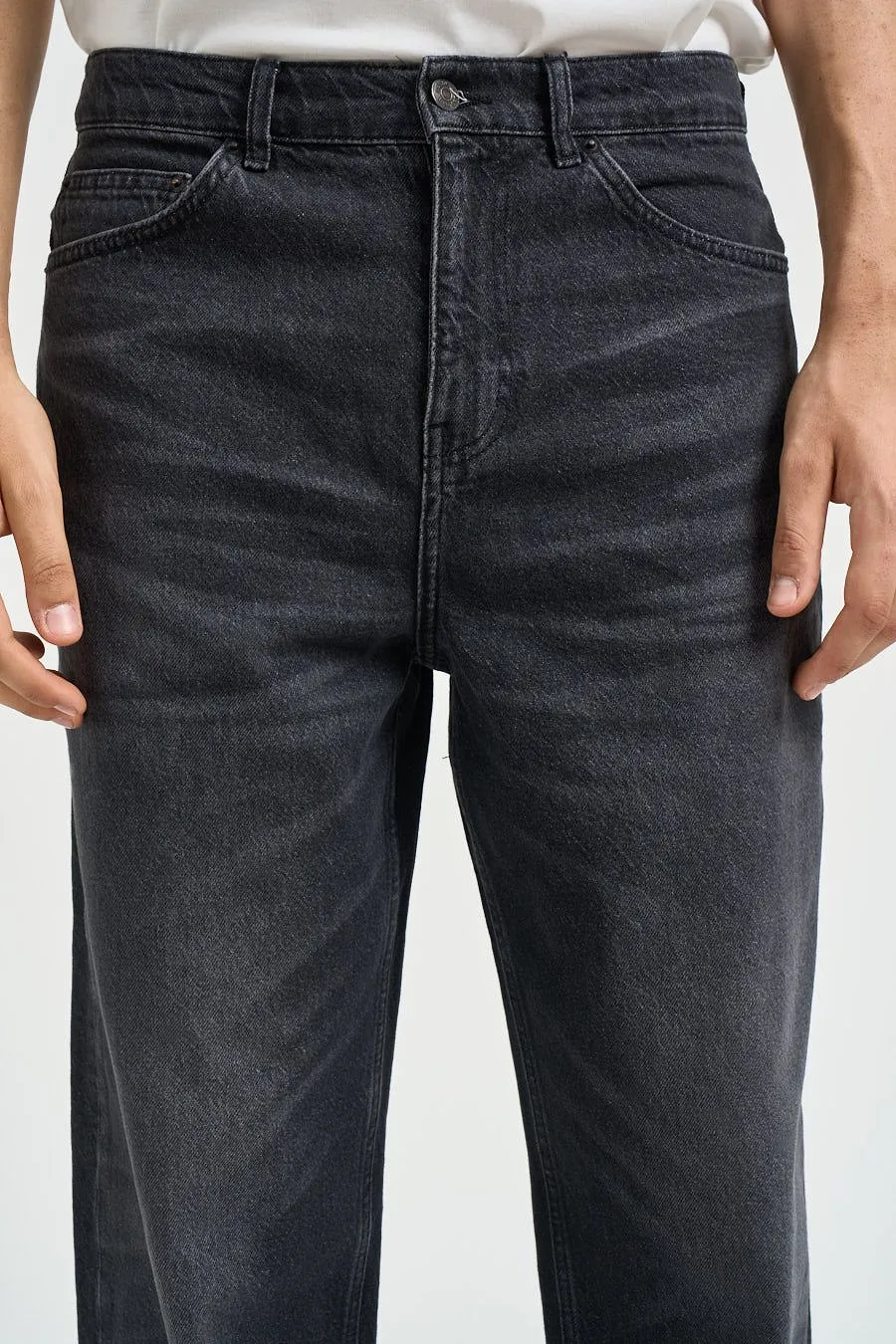 Les Deux Relaxed Straight-Leg Jeans