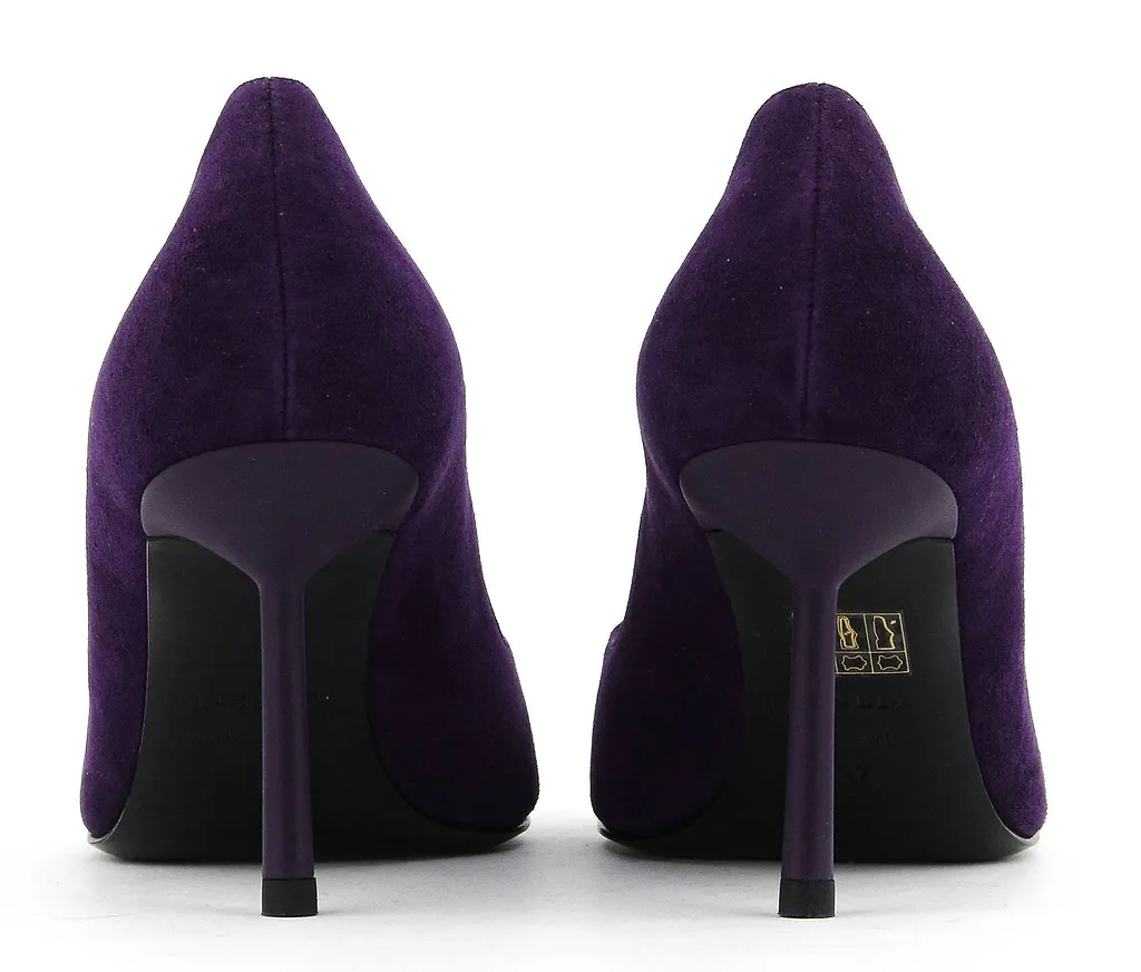 Le Silla Pointed Toe Pumps