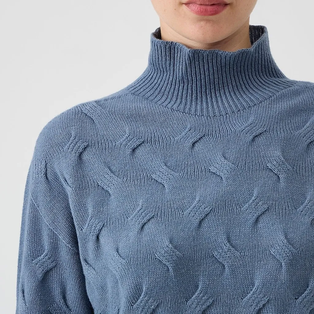 Le Tricot Perugia Cable Knit Turtleneck Sweater