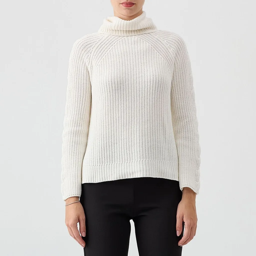 Le Tricot Perugia Cable-Sleeve Turtleneck Sweater