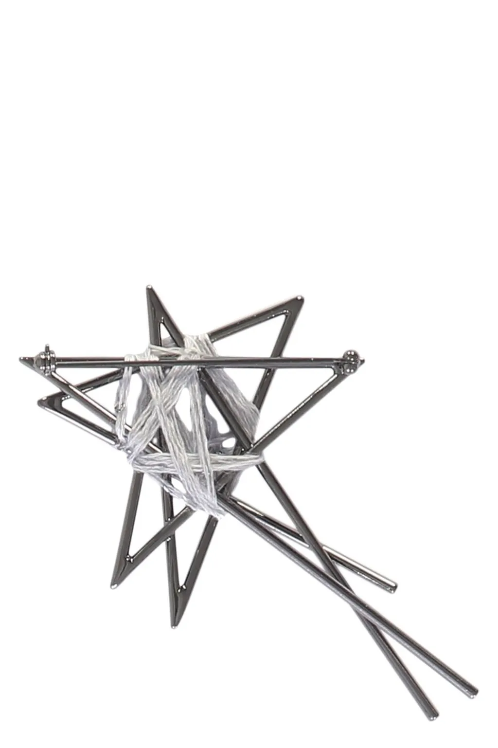 Lorena Antoniazzi Yarn-Wrapped Star Brooches