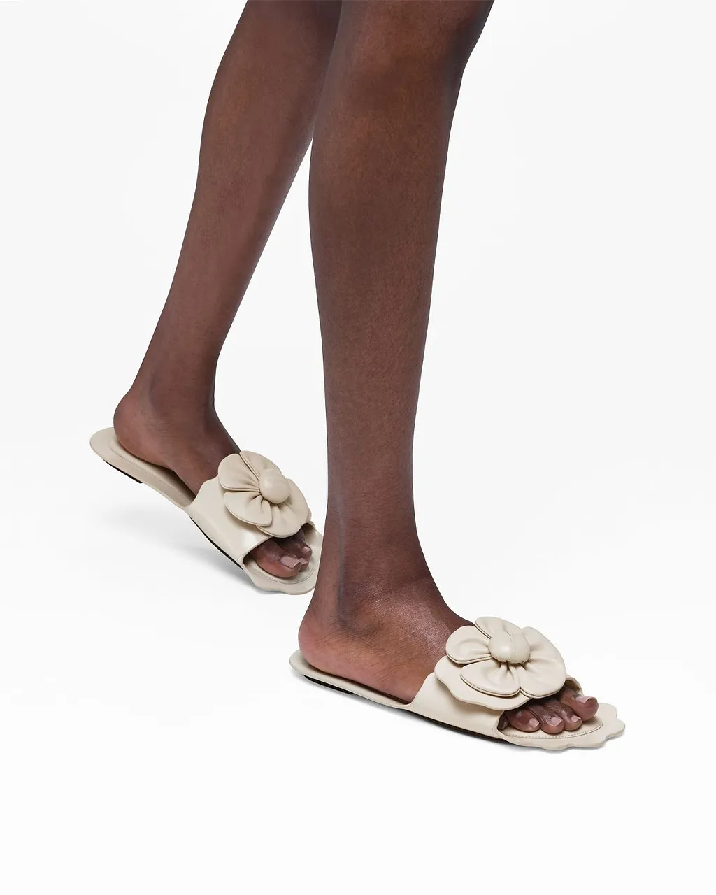 The Daisy Flat Sandals