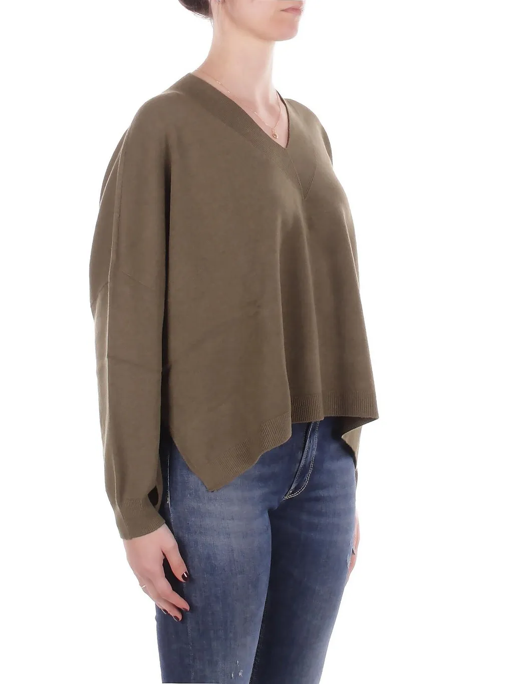 Manila Grace Long Sleeved V-Neck Jumper