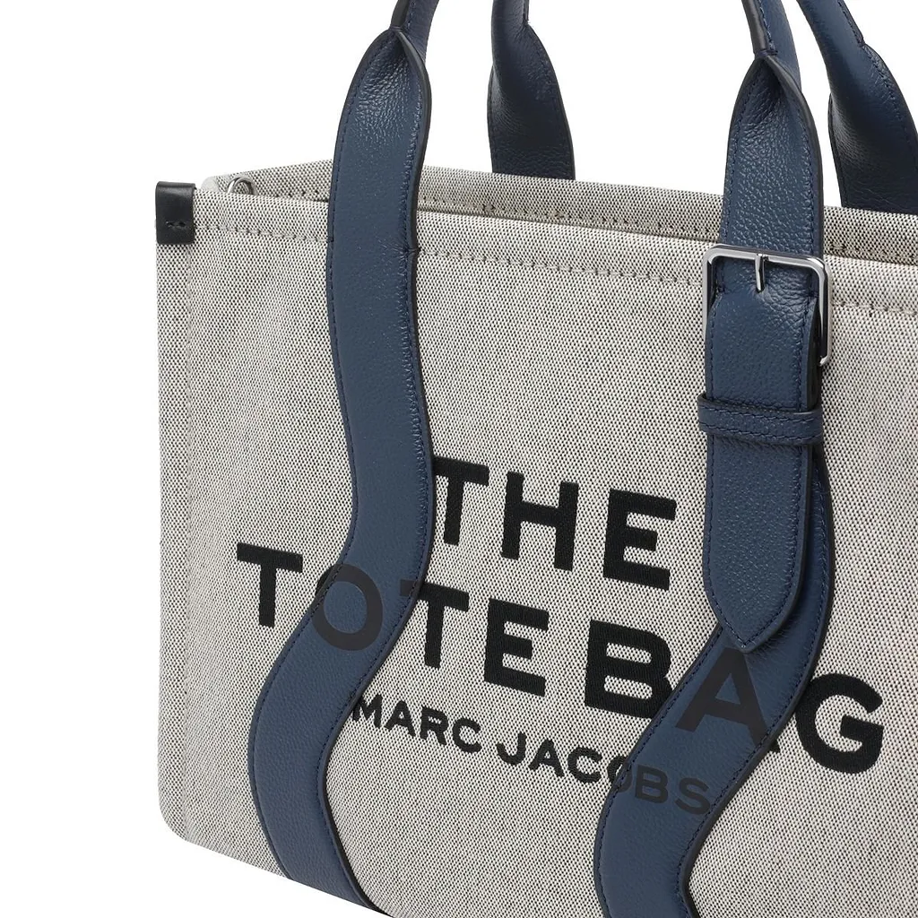 The Wavy Medium Tote Bag