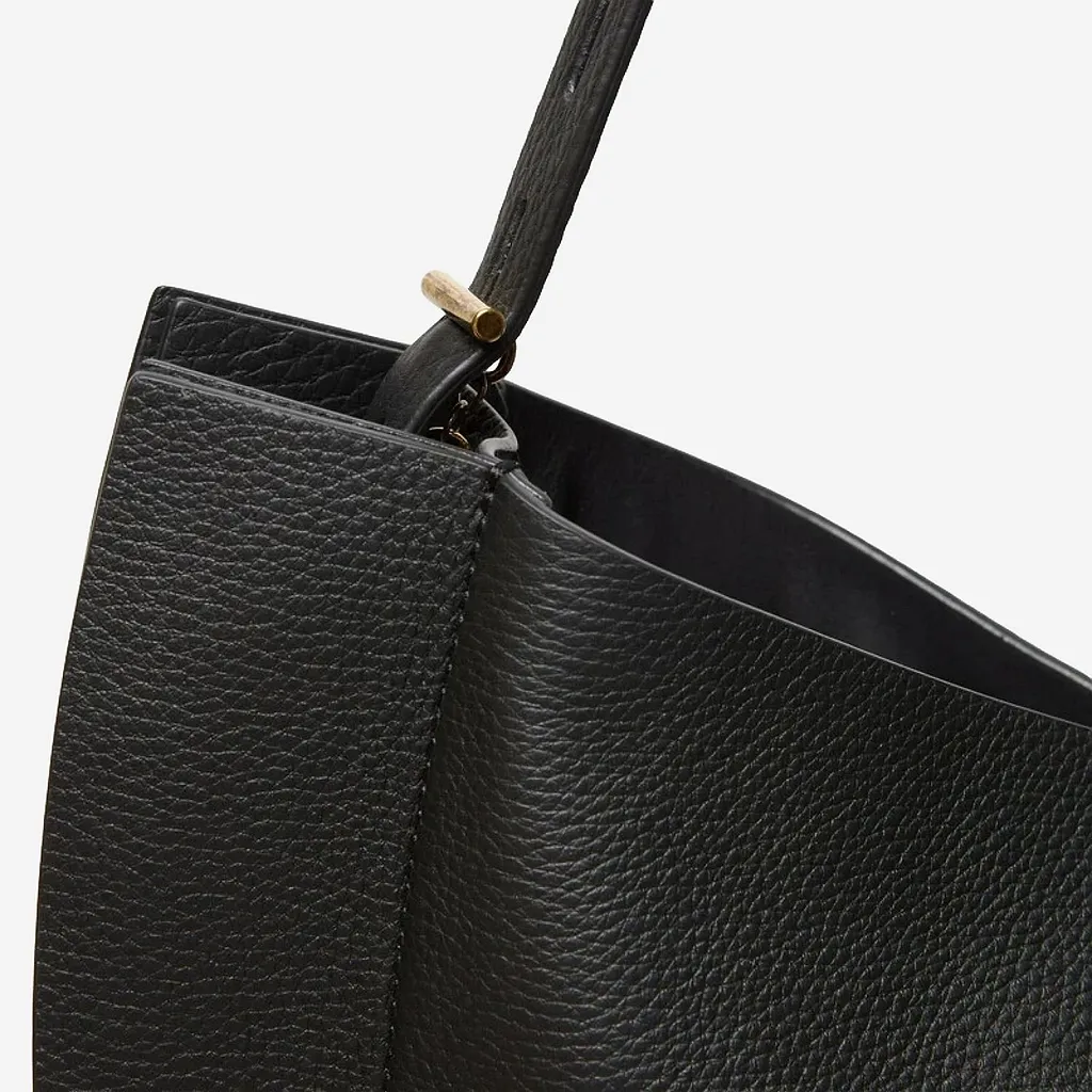 Mino Bossi Liz Textured Shoulder Bag