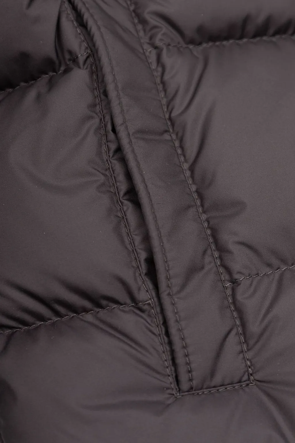 Jarek Water-Repellent Short Down Jacket