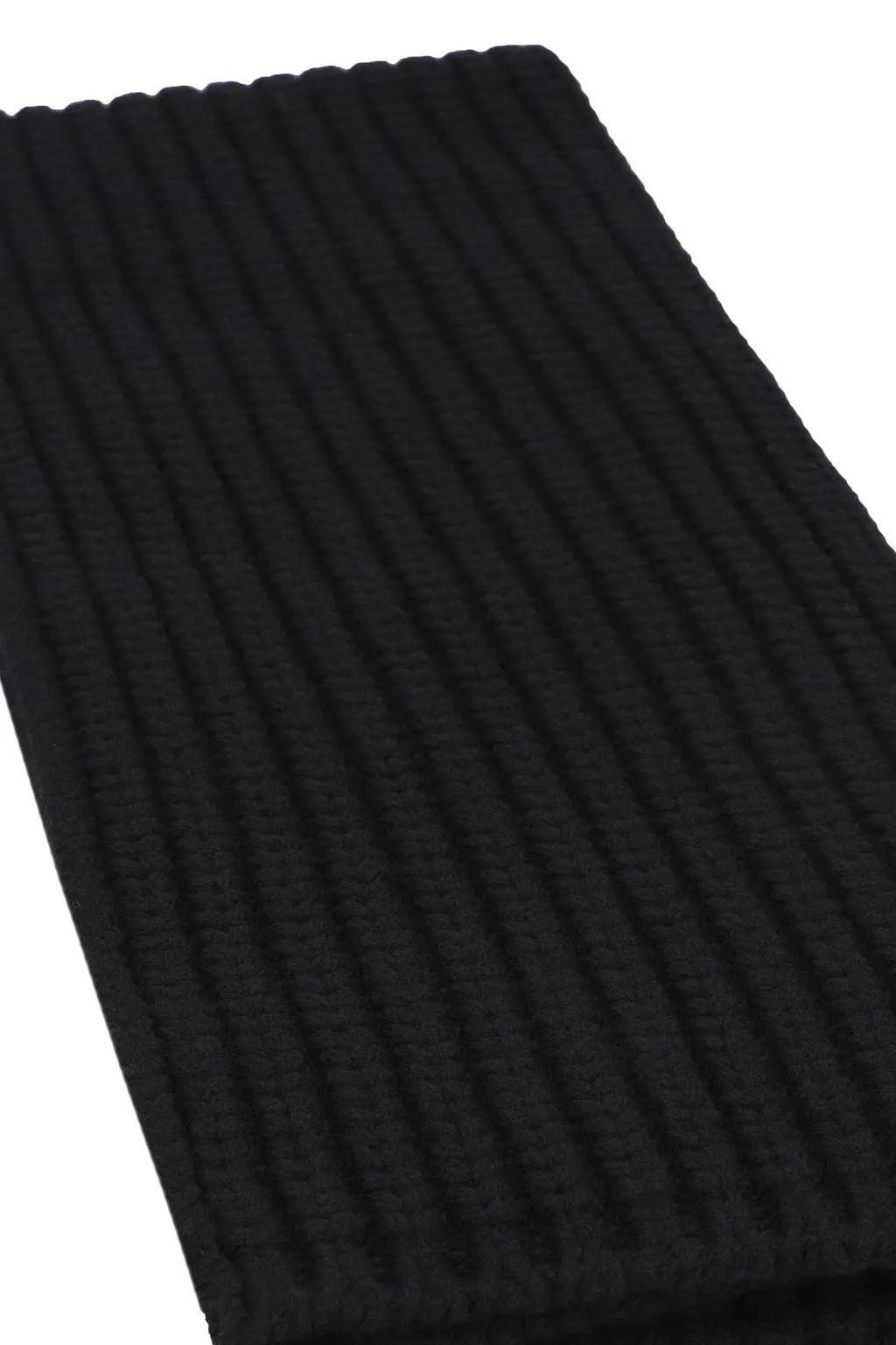 Moncler Logo Patch Knitted Scarf