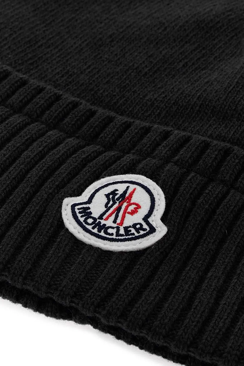 Moncler Logo Patch Knitted Beanie