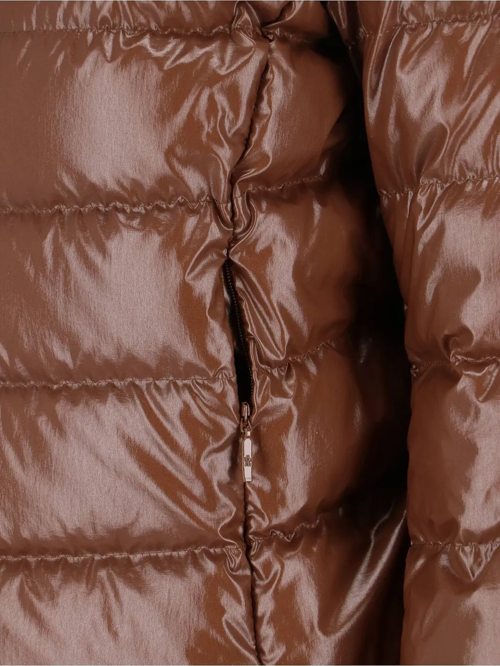 Papillon Zip-Up Short Padded Jacket