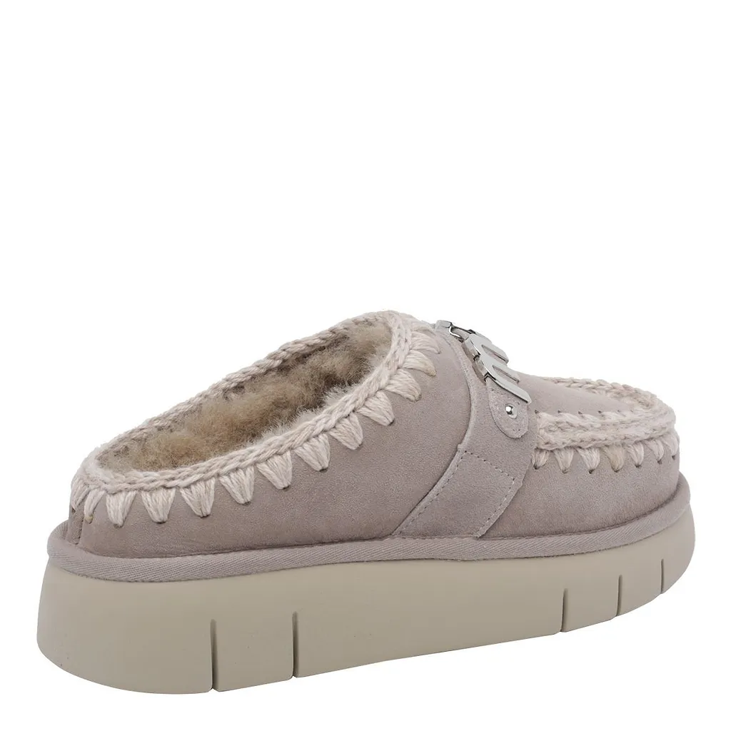 Mou Bounce Stitch-Trim Clogs