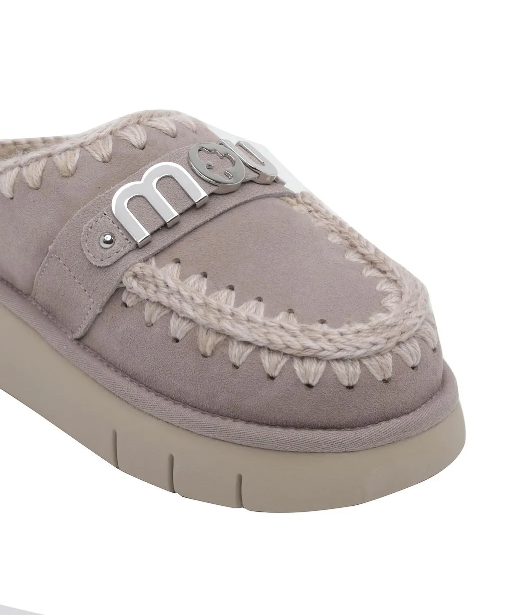 Mou Bounce Stitch-Trim Clogs