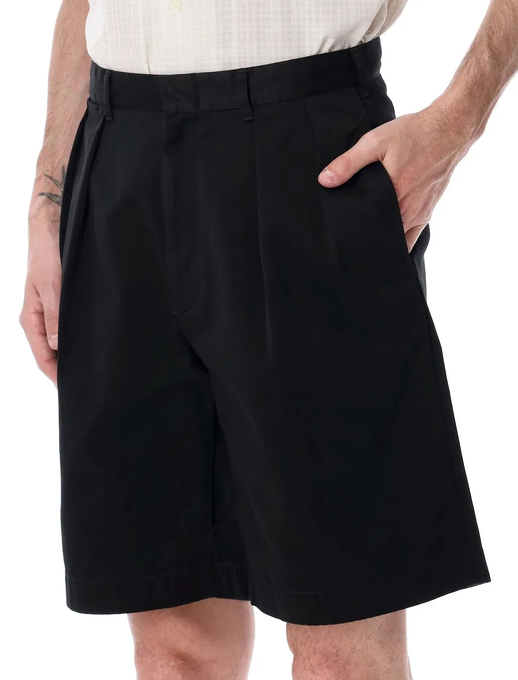 Pleated Wide-Leg Shorts