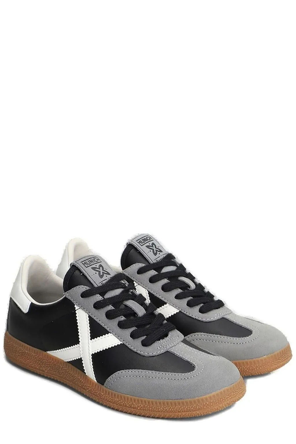 Munich Barru 163 Low-Top Sneakers