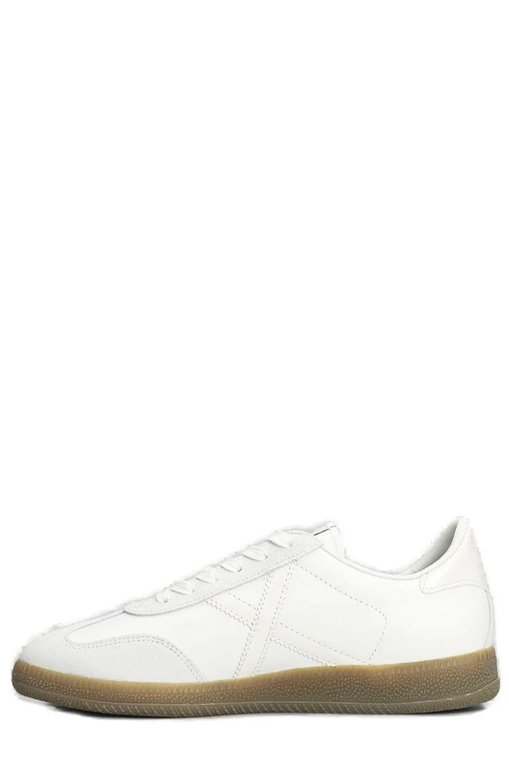 Munich Barru 208 Lace-Up Sneakers