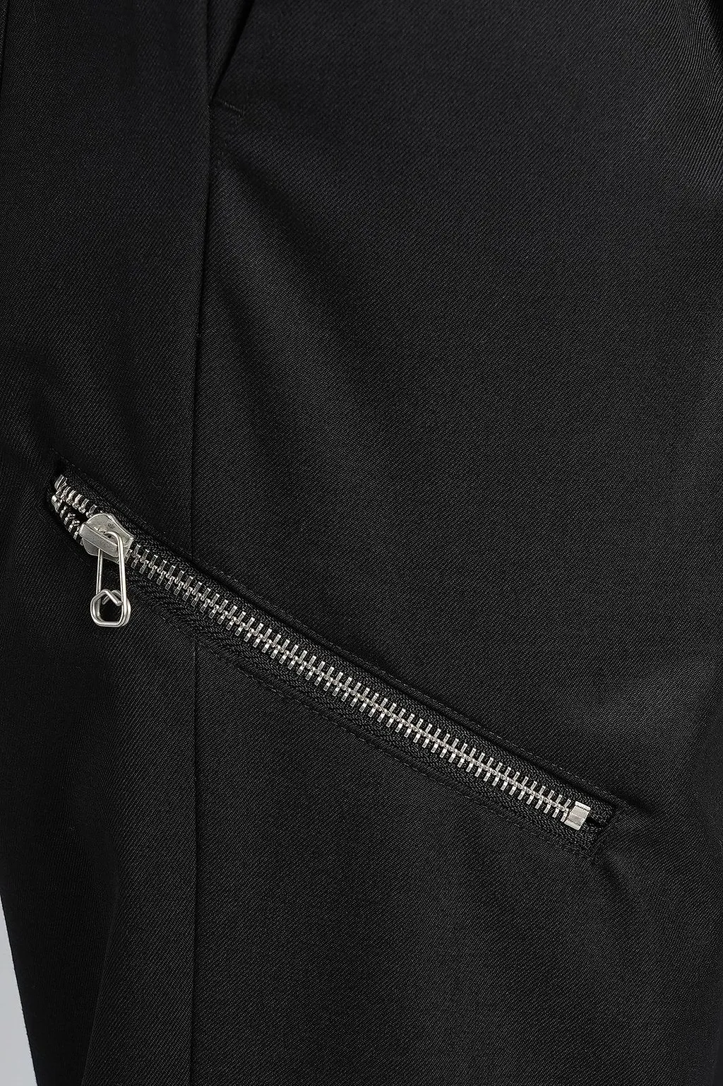 Peacemaker Pleated Front Zip Detailed Trousers