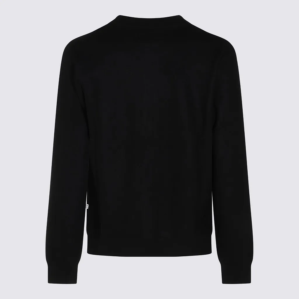 Crew Neck Buttoned Cardigan
