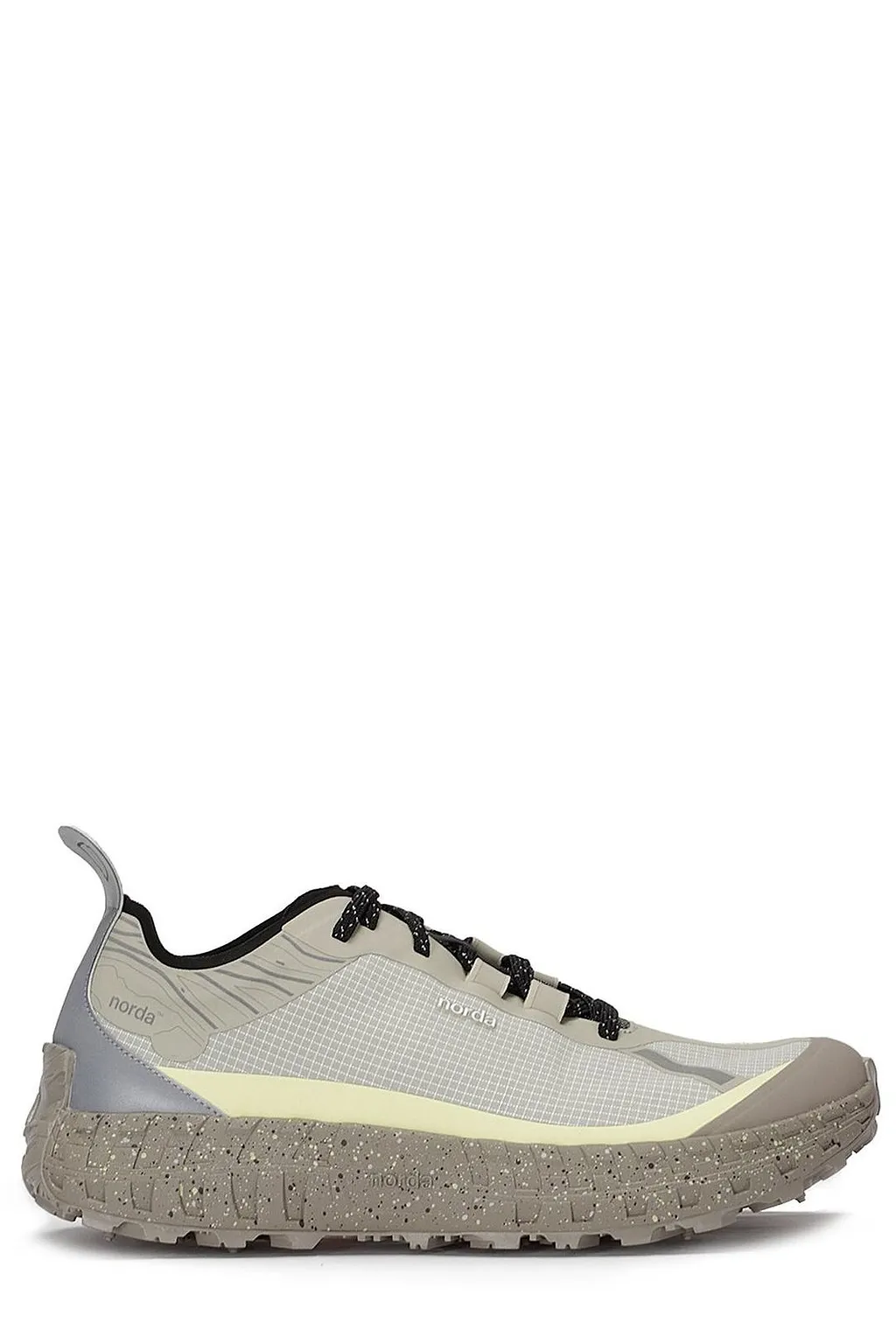 Norda Mesh Panelled Low-Top Sneakers