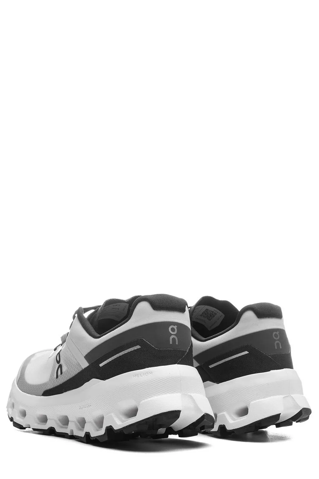 Cloudvista 2 Lace-Up Sneakers