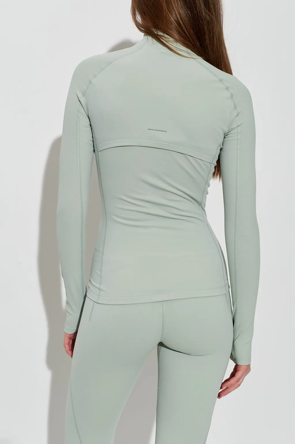 On Running Zip-Up Performance Top